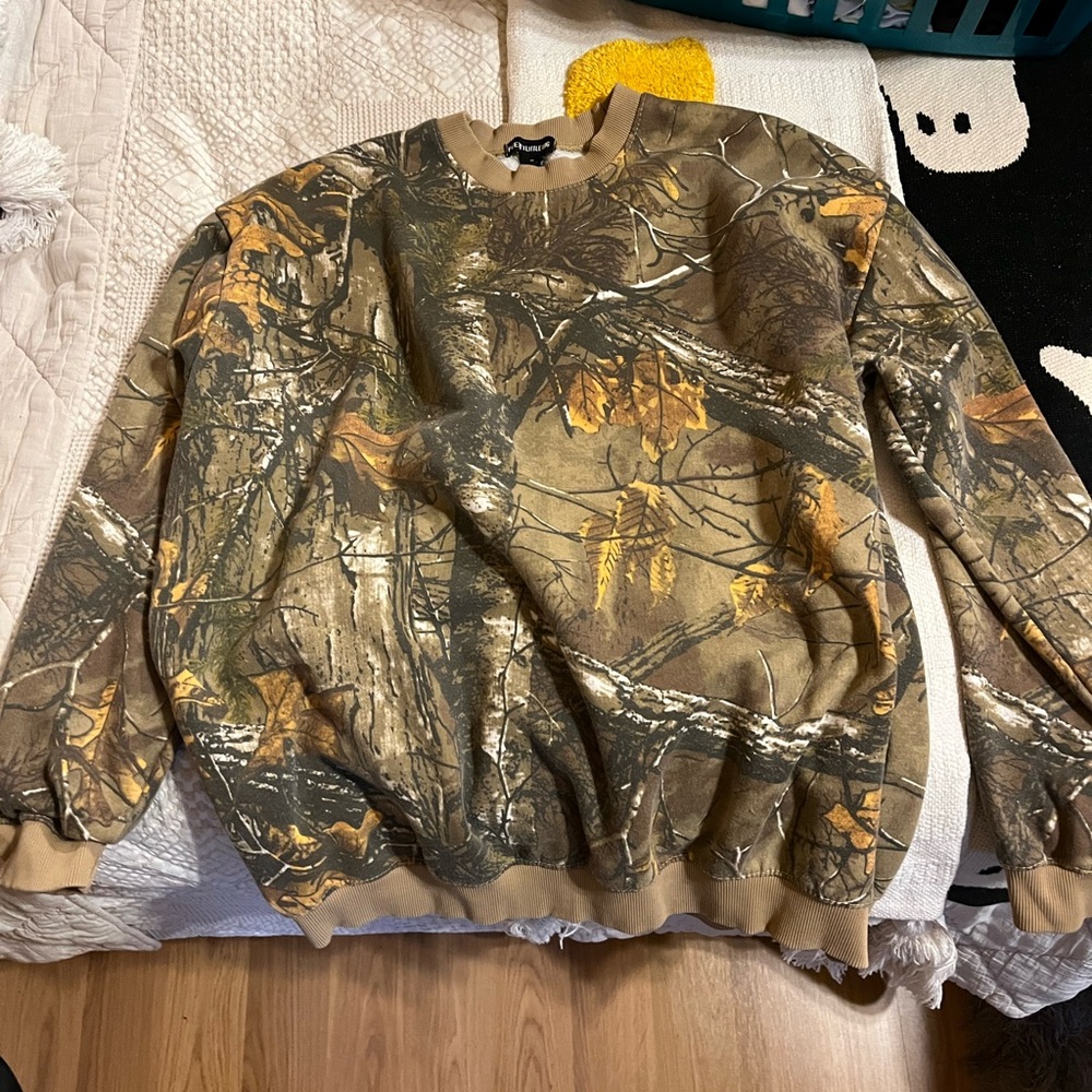 Pretty Little Thing Camo Sweatshirt